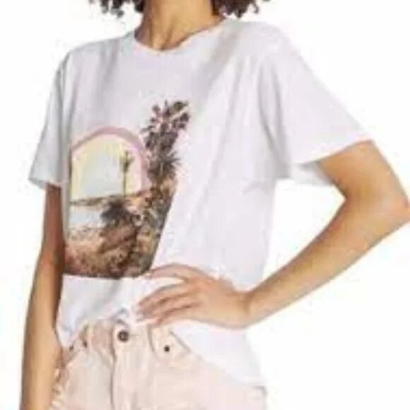 Wildfox 🌈 Rainbow Coast Keke Crewneck T-shirt in Clean White - Picture 1 of 6